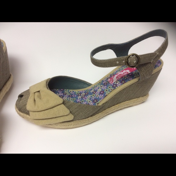 Pink Studio Beige/Tan Espadrille wedge sandals - Picture 6 of 8